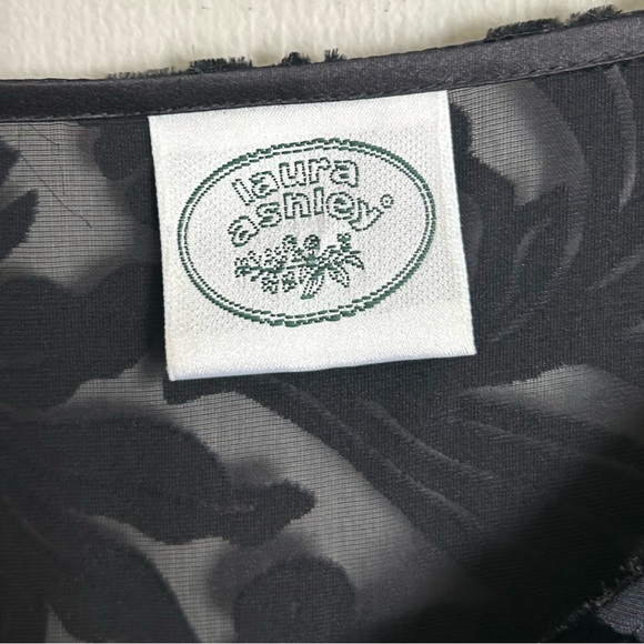 VINTAGE LAURA ASHLEY 90s Burnout Velvet Sheer Button Top Whimsigoth Witchy Sz XL - Picture 2 of 11